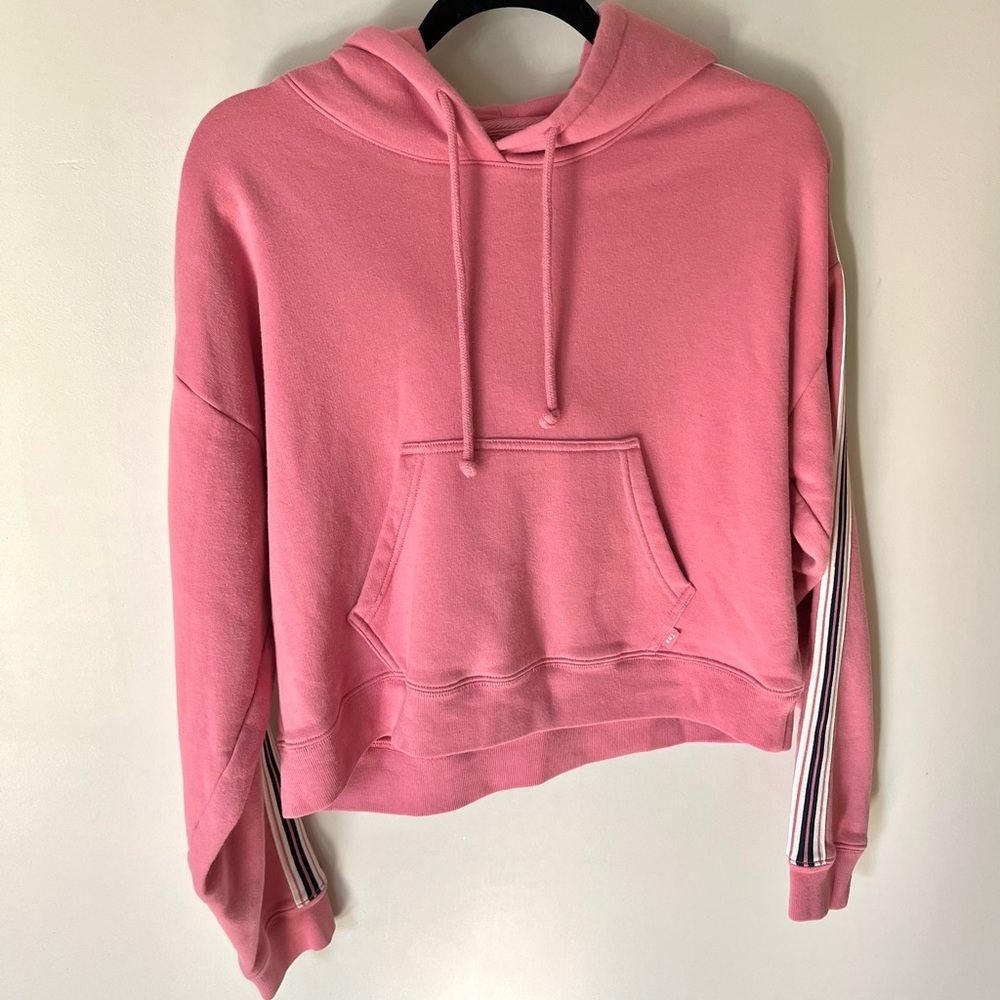 Aritzia TNA the iconic hoodie in pink size XS